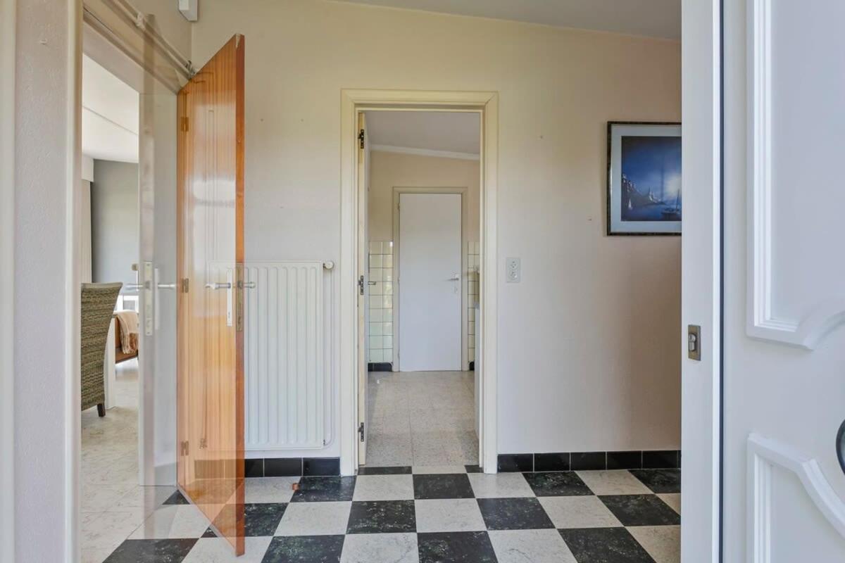 Huswell - Bungalow With Garden At 5 Minutes From The Beach Villa De Haan Exterior foto